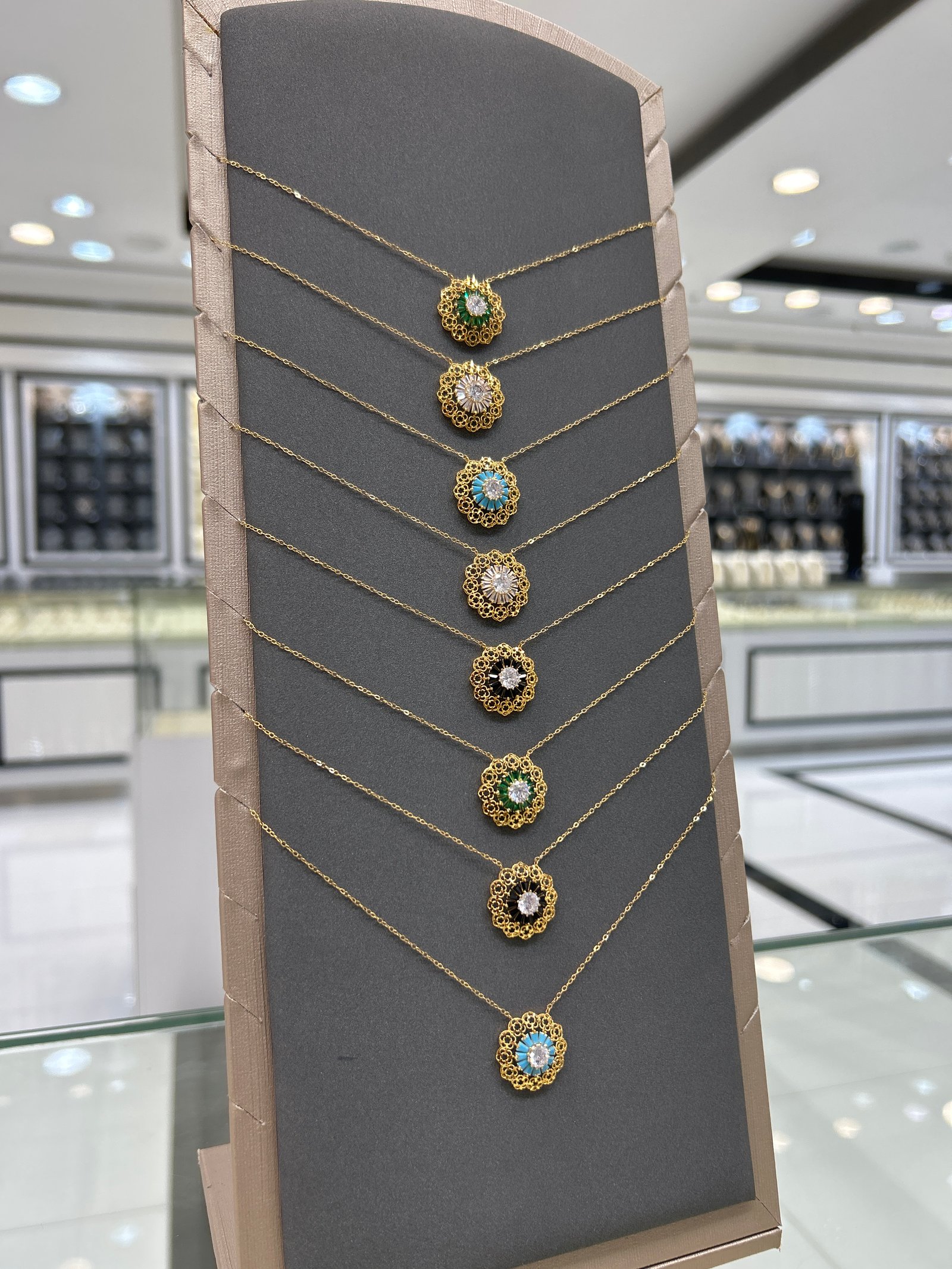 عرض خاص لمتابعين المنصه